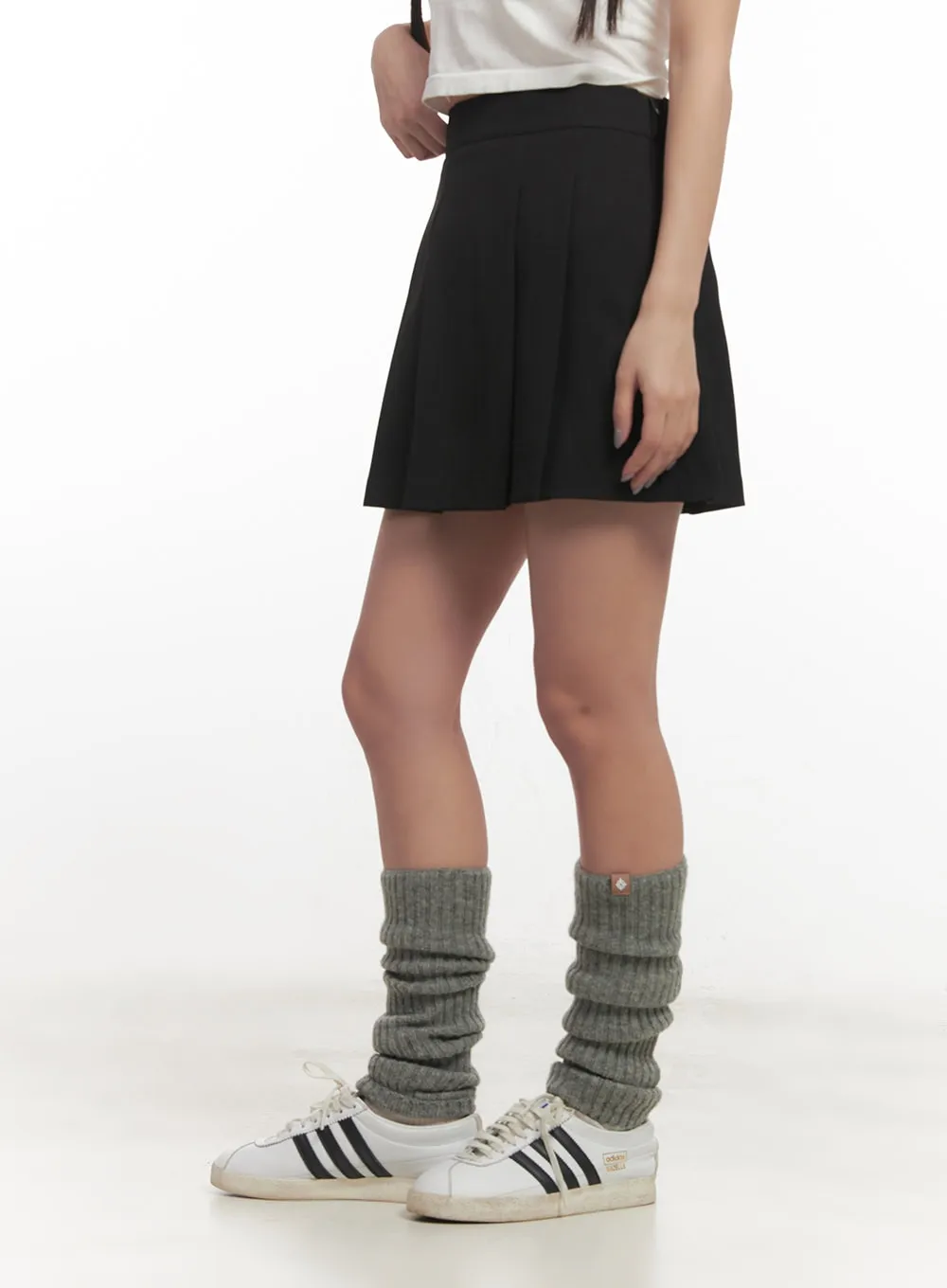 Classic Pleated Mini Skirt CF526