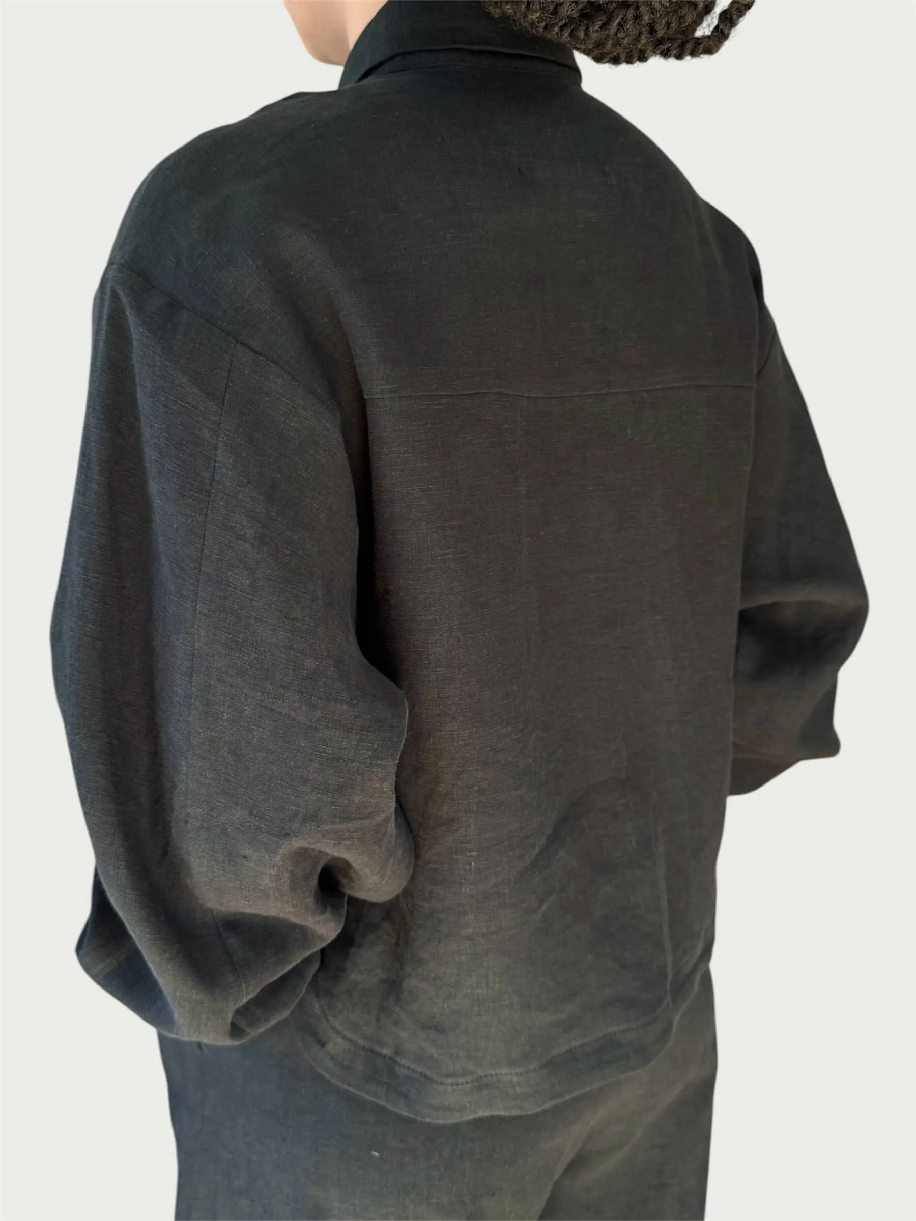 Linen Arc Button Up in Black
