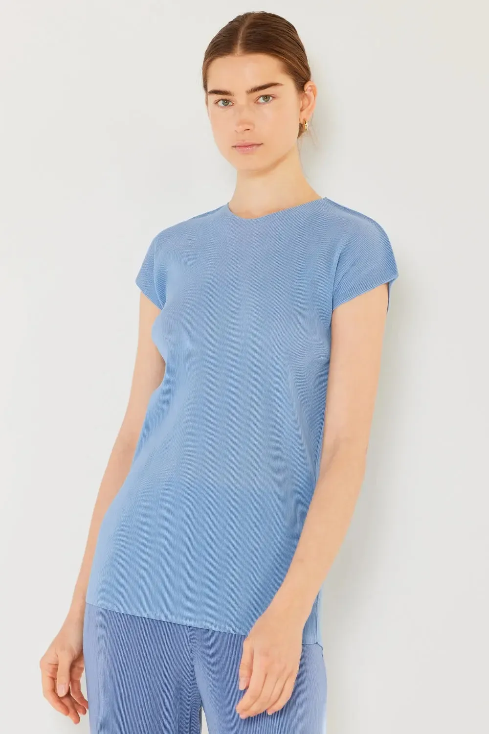 women rib pleated cap sleeve top