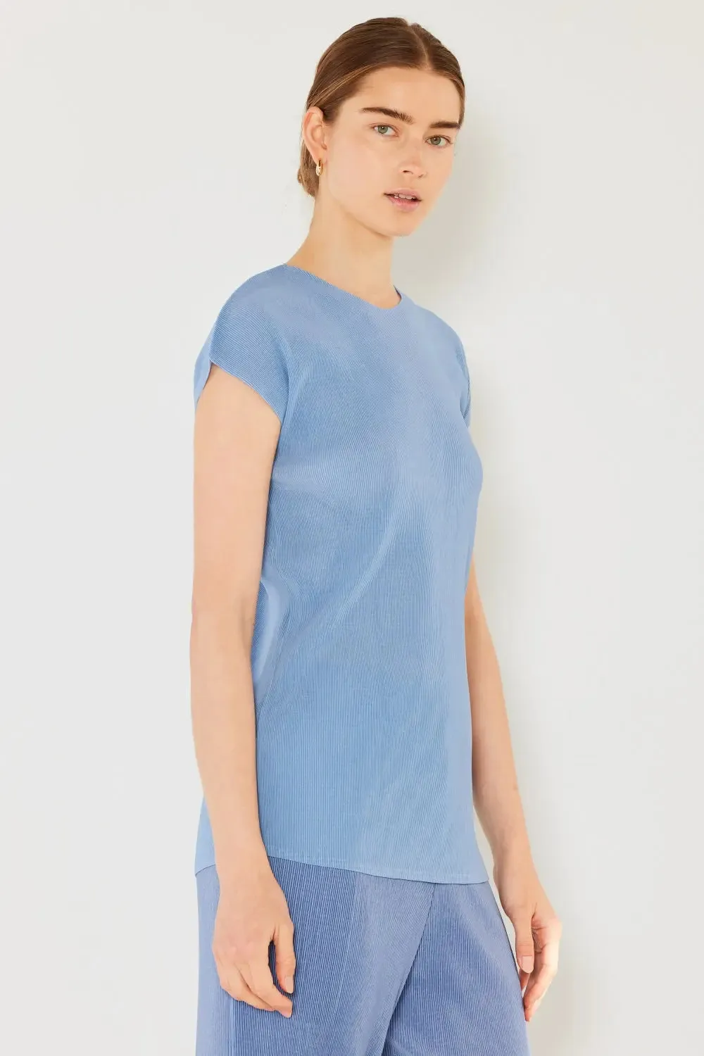 women rib pleated cap sleeve top